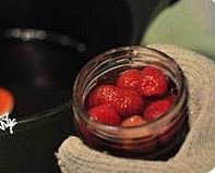 草莓罐头的做法 步骤5
