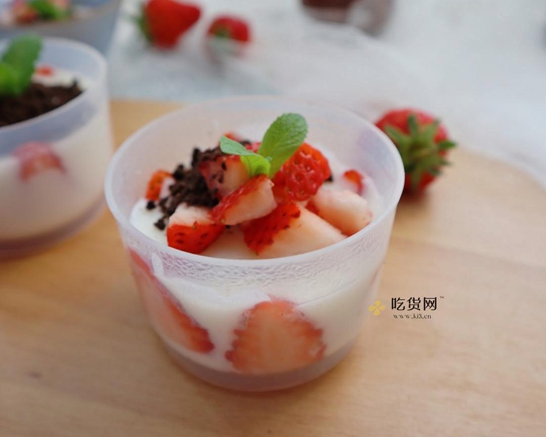 草莓牛奶布丁❗️饭后自制小甜品的做法 步骤8