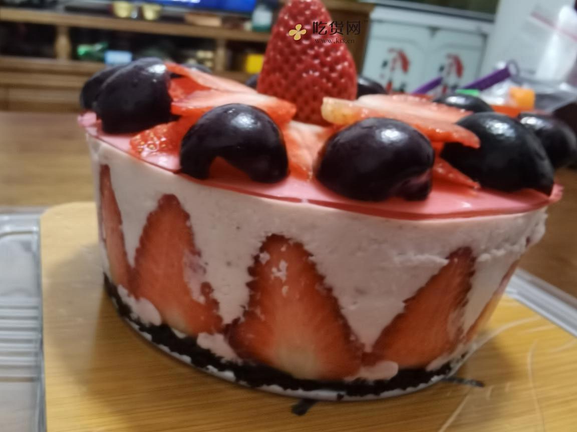 不用烤箱的草莓酸奶慕斯芝士蛋糕的做法 步骤13