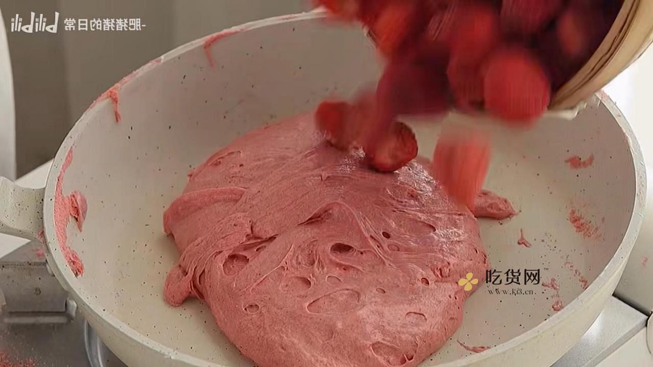 草莓开心果牛轧糖的做法 步骤7