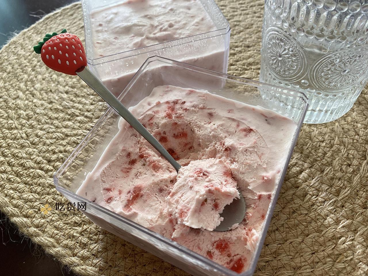 草莓奶油冰淇淋（无冰淇淋机）的做法 步骤10