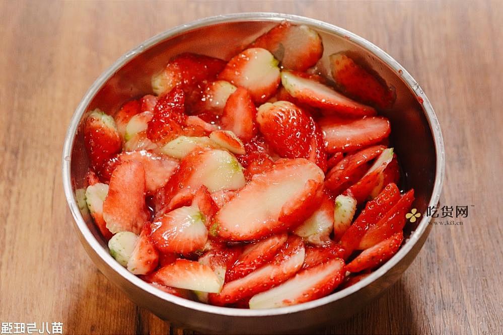 糖腌草莓的做法 步骤4