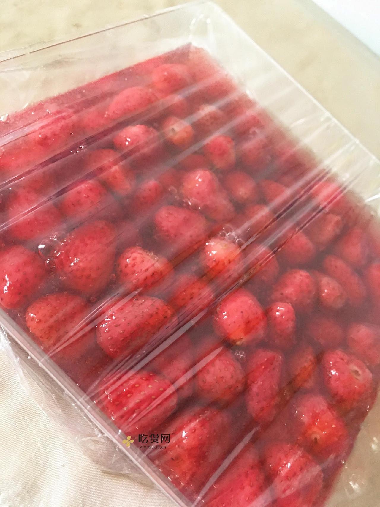 自制大颗粒?草莓果冻的做法 步骤10