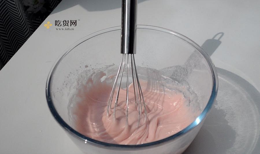 草莓蛋糕卷‼️颜值口感满分?的做法 步骤2