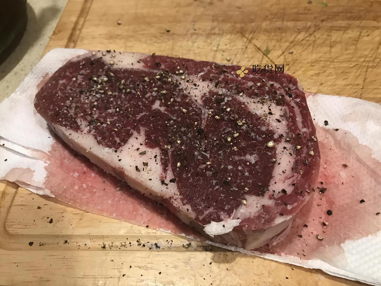 厚切牛排终极解决方案 Reverse Seared Thick-cut Steak的做法 步骤1
