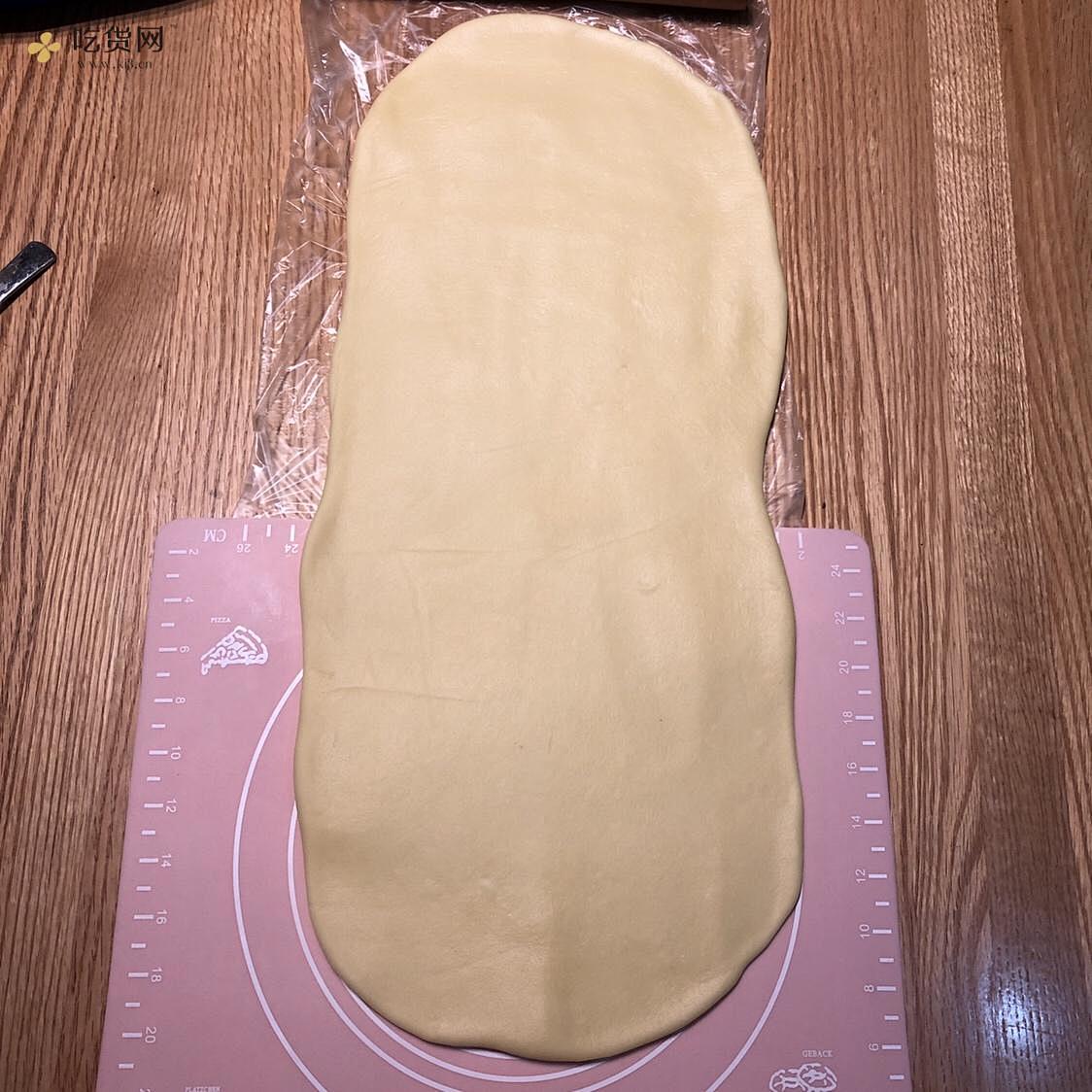 北海道红豆沙漩涡吐司?超完美漩涡整形法 无黄油豆沙面包的做法 步骤4