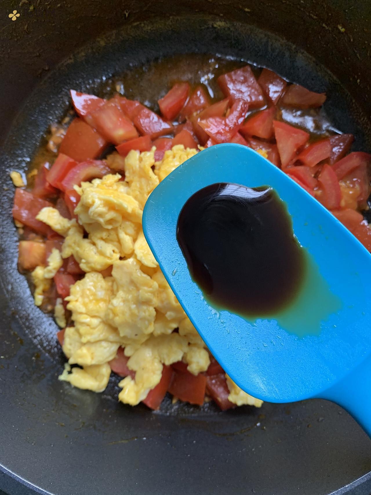 ‼️一口爆汁番茄鸡蛋蒸包〰️零厨艺的做法 步骤6