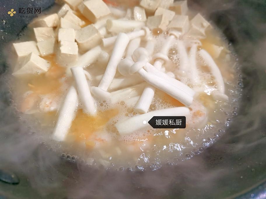 虾仁菌菇鸡蛋汤的做法 步骤6