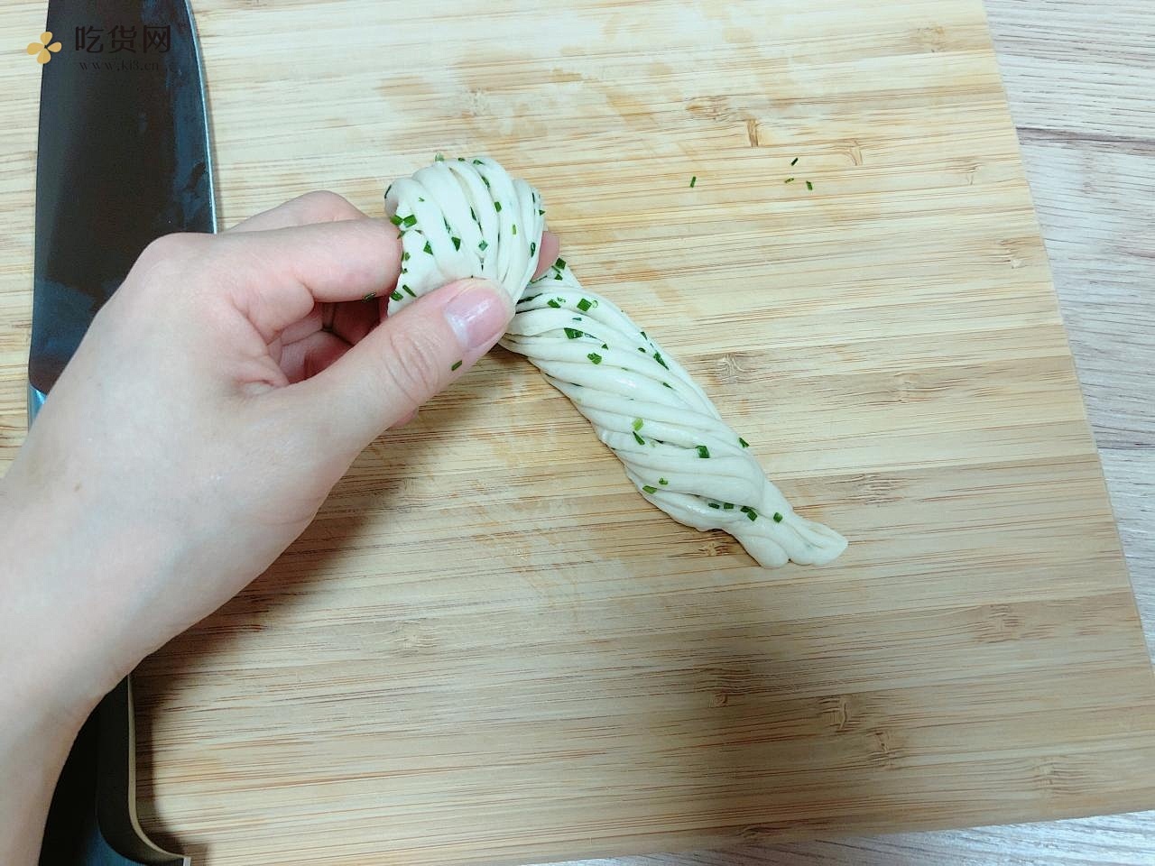 葱香银丝花卷（一次发酵）的做法 步骤12