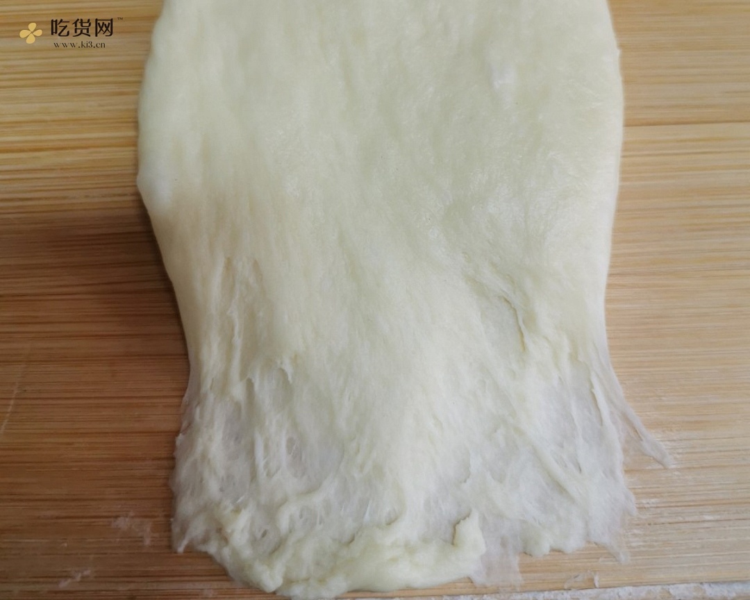 做一次就成功的牛奶吐司面包（手和面揉出手套膜）最后附全麦吐司的做法 步骤26