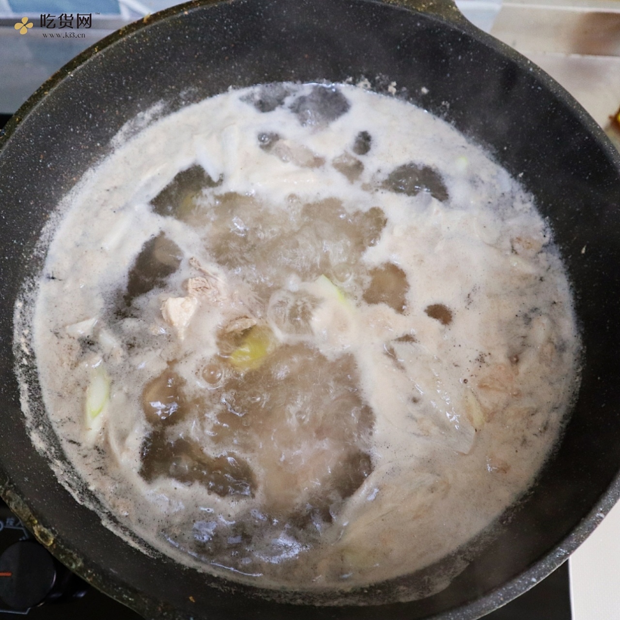 巨好吃的红烧排骨土豆❗️（砂锅慢炖就是香）的做法 步骤5
