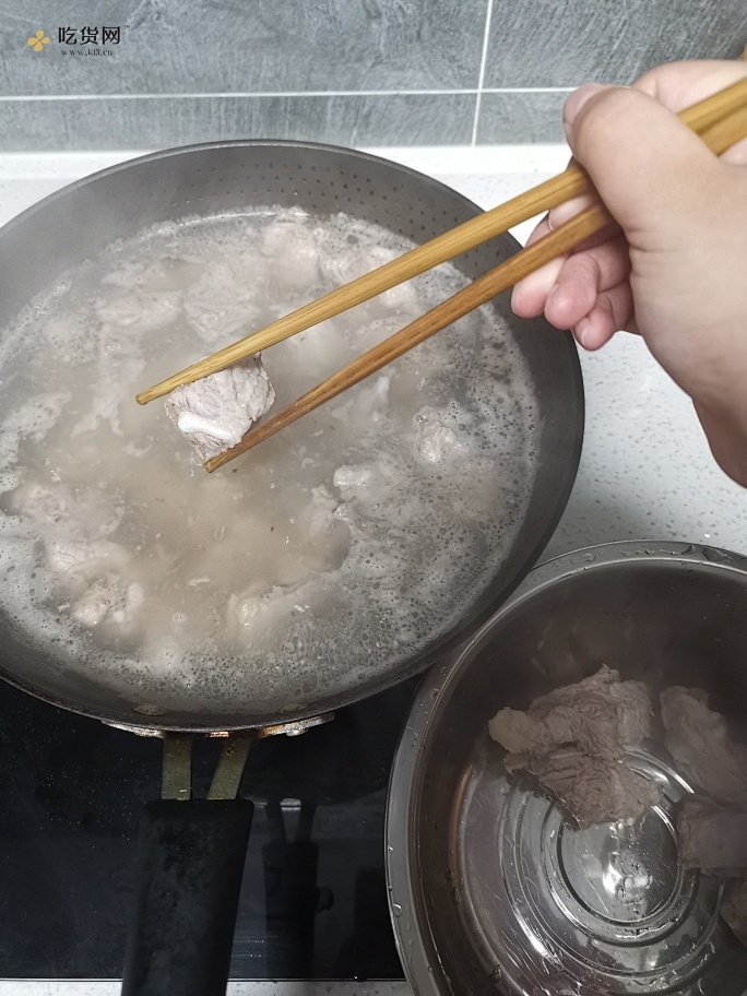 ?超好吃红烧香菇土豆炖排骨的做法 步骤3