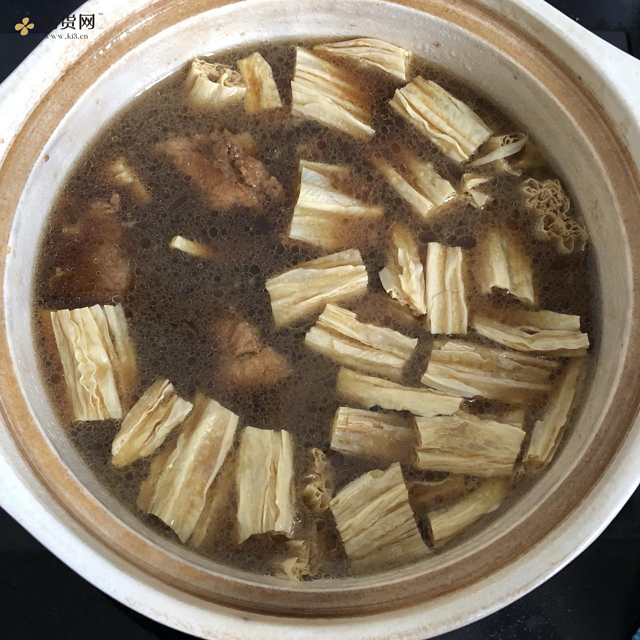 红烧腐竹排骨煲的做法 步骤10