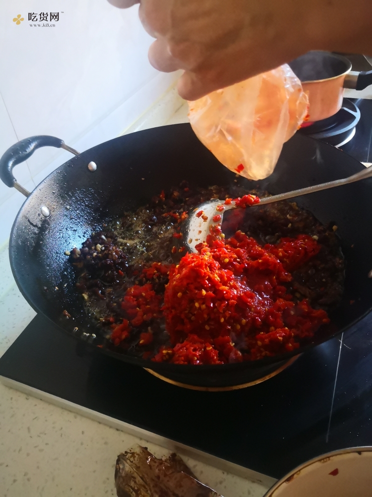 红烧牛肉辣酱的做法 步骤9