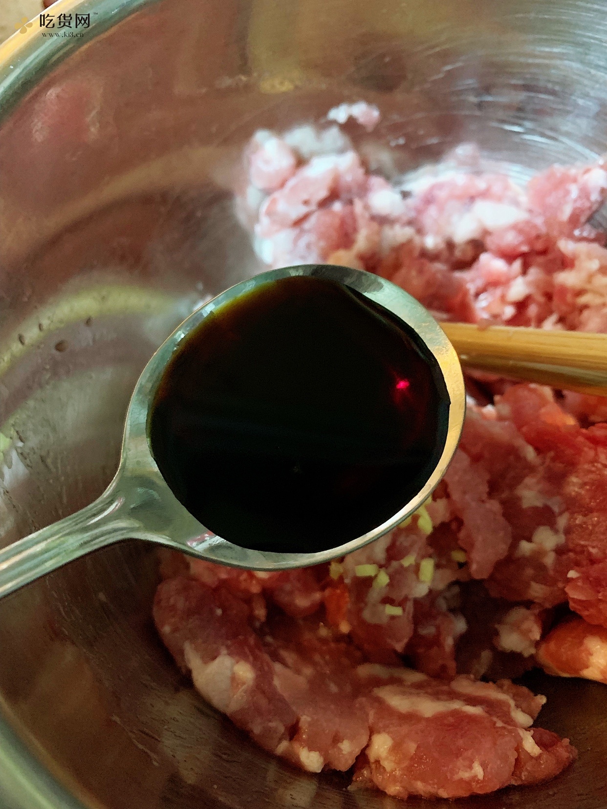 肉酿虎皮尖椒-你怎么那么好吃的做法 步骤2