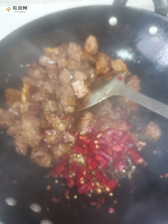 香辣川味：红烧牛肉的做法 步骤5