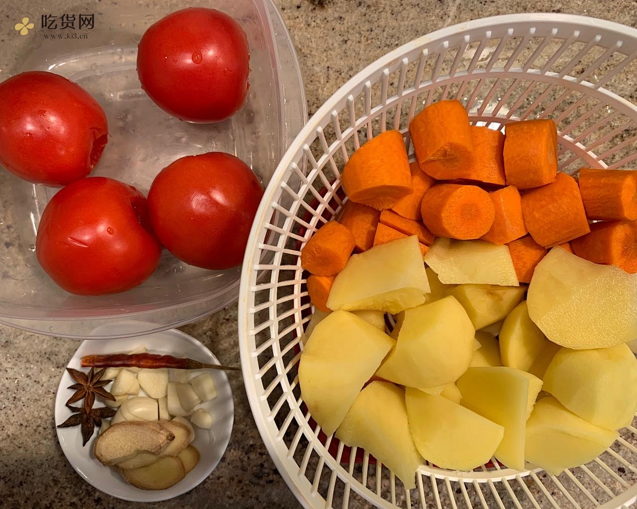 红烧茄汁牛肉土豆胡萝卜的做法 步骤2