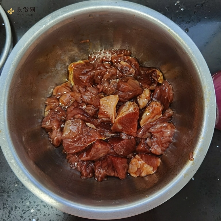 红烧土豆炖牛肉的做法 步骤2
