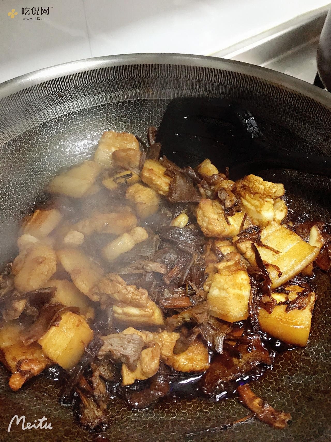 高压锅版梅干菜烧肉的做法 步骤3
