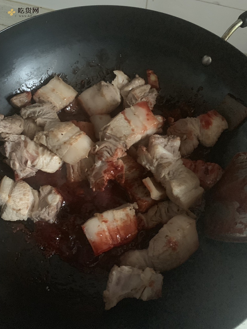 绍兴梅干菜红烧肉，汁水浓郁可以下饭无油的做法 步骤3