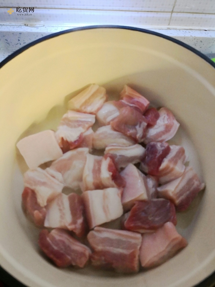 乌干菜/梅干菜烧肉——肉皮Q弹，肉质软烂的做法 步骤3