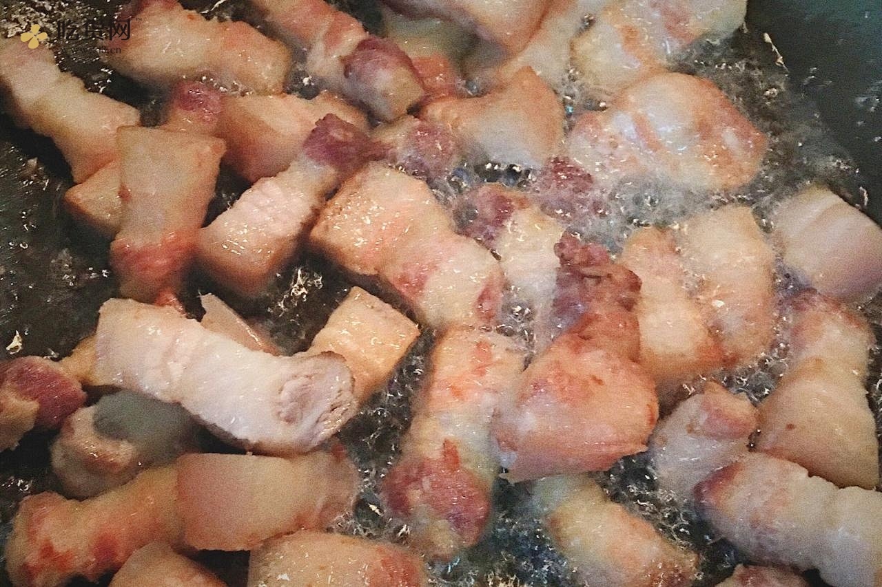 梅干菜笋干烧肉的做法 步骤2