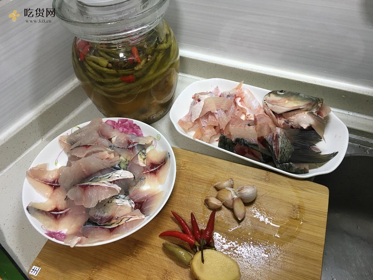 酸菜鱼（附带鱼片切法）的做法 步骤6