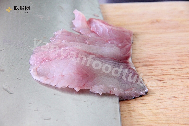 酸菜鱼 Boiled Fish with Sichuan Pickles的做法 步骤5