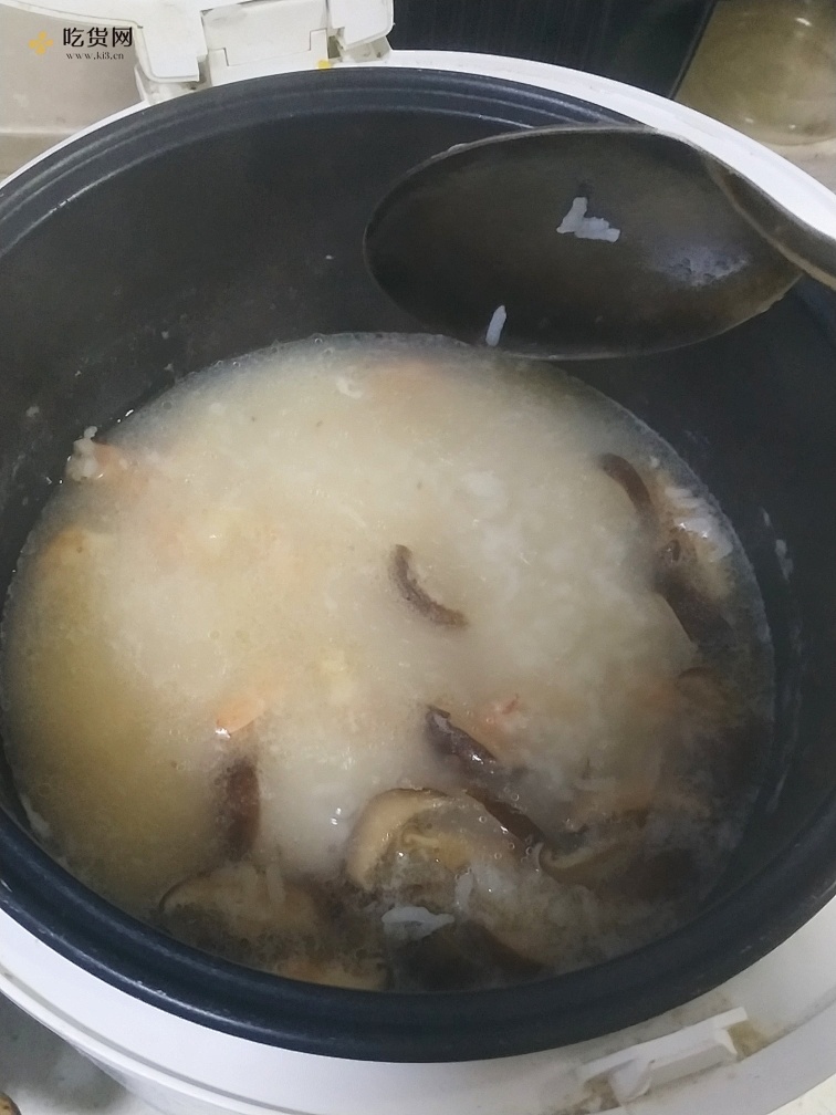 海鲜粥简易版——15分钟粥的做法 步骤6