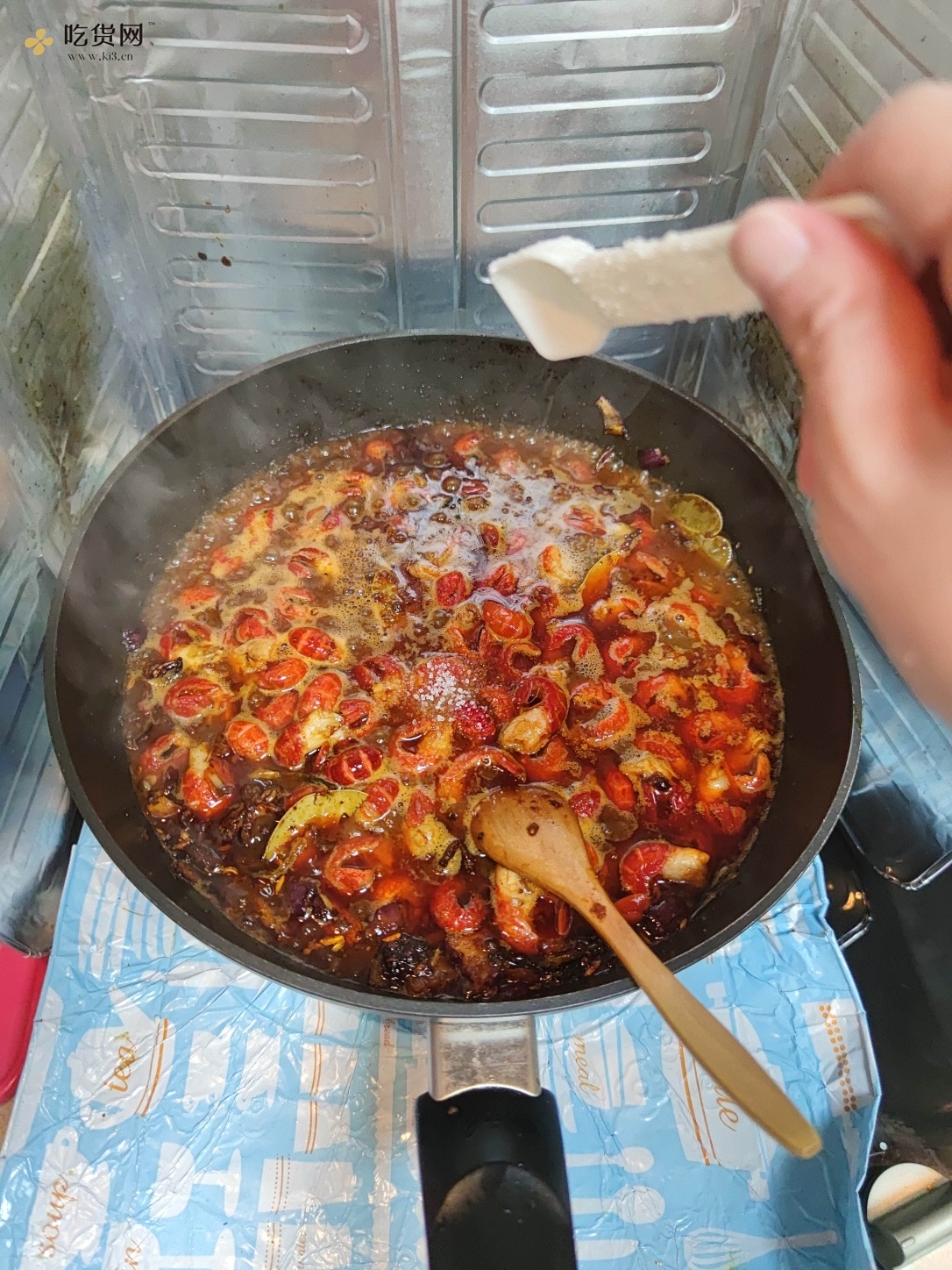 欣和豆瓣酱菜谱～麻辣小龙虾的做法 步骤6