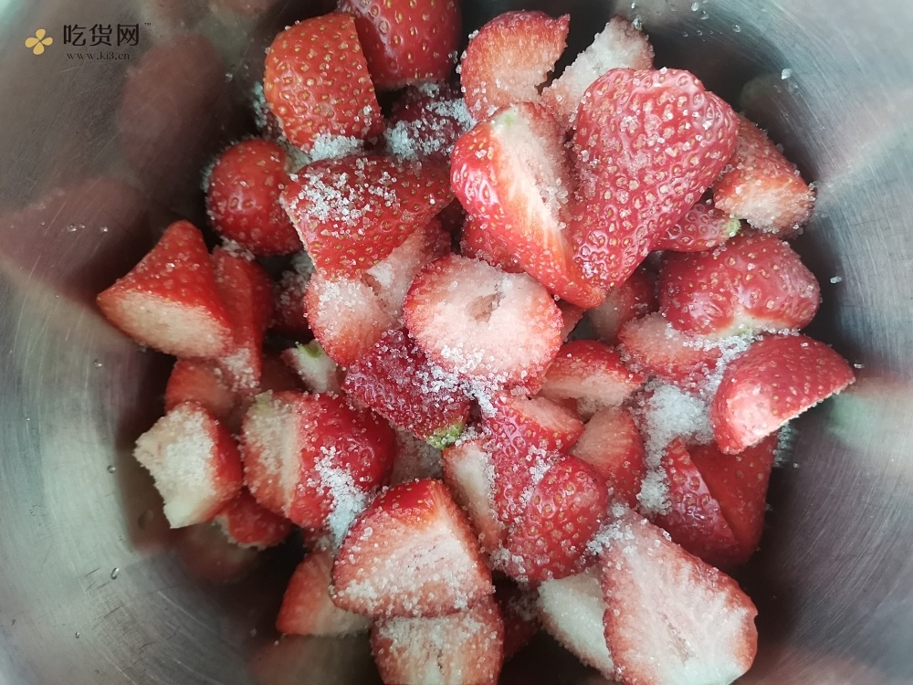 自制草莓酱—大颗粒看得见的做法 步骤2