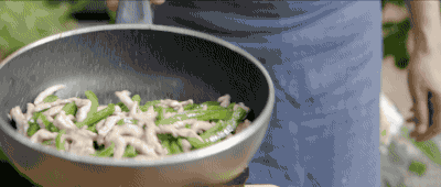 香菇面筋／青椒肉丝浇头冷面的做法 步骤16