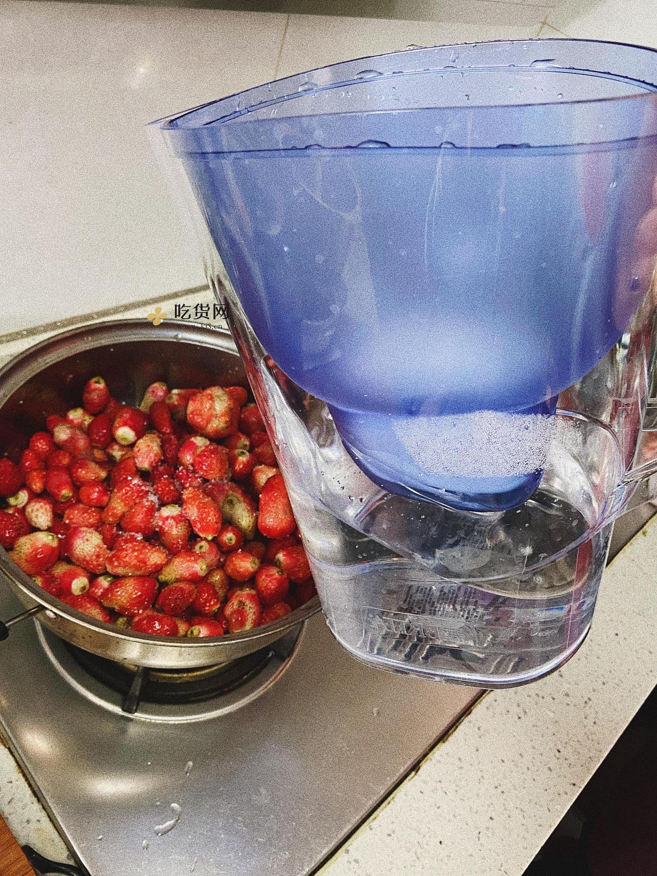 超简单自制草莓罐头的做法 步骤5