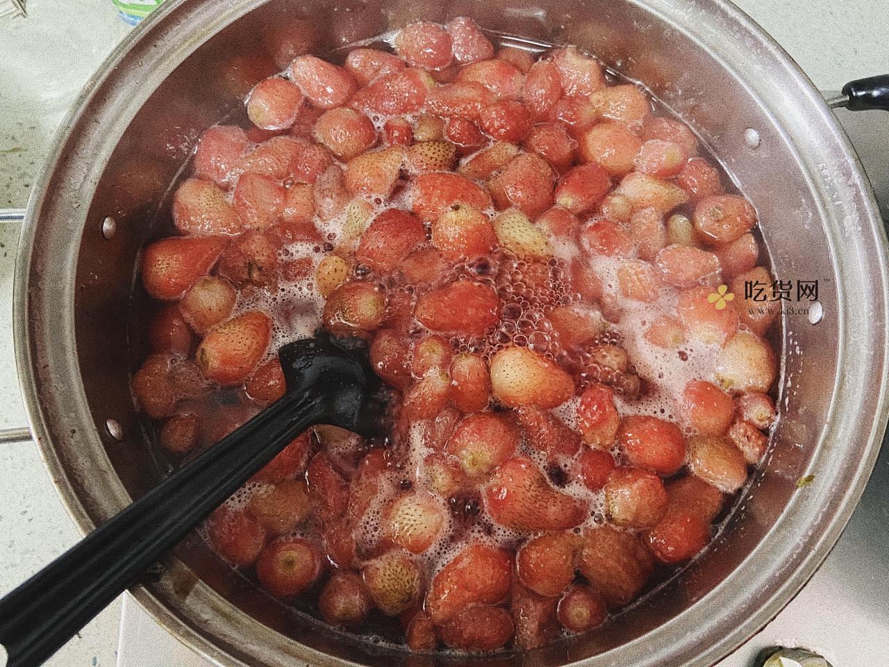 超简单自制草莓罐头的做法 步骤7