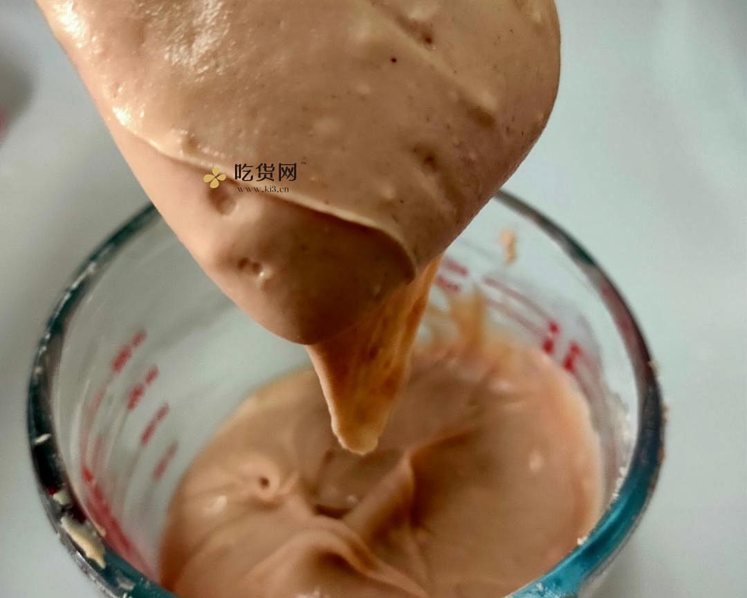搅一搅就成功❗外脆里糯的草莓味麻薯一口酥的做法 步骤5