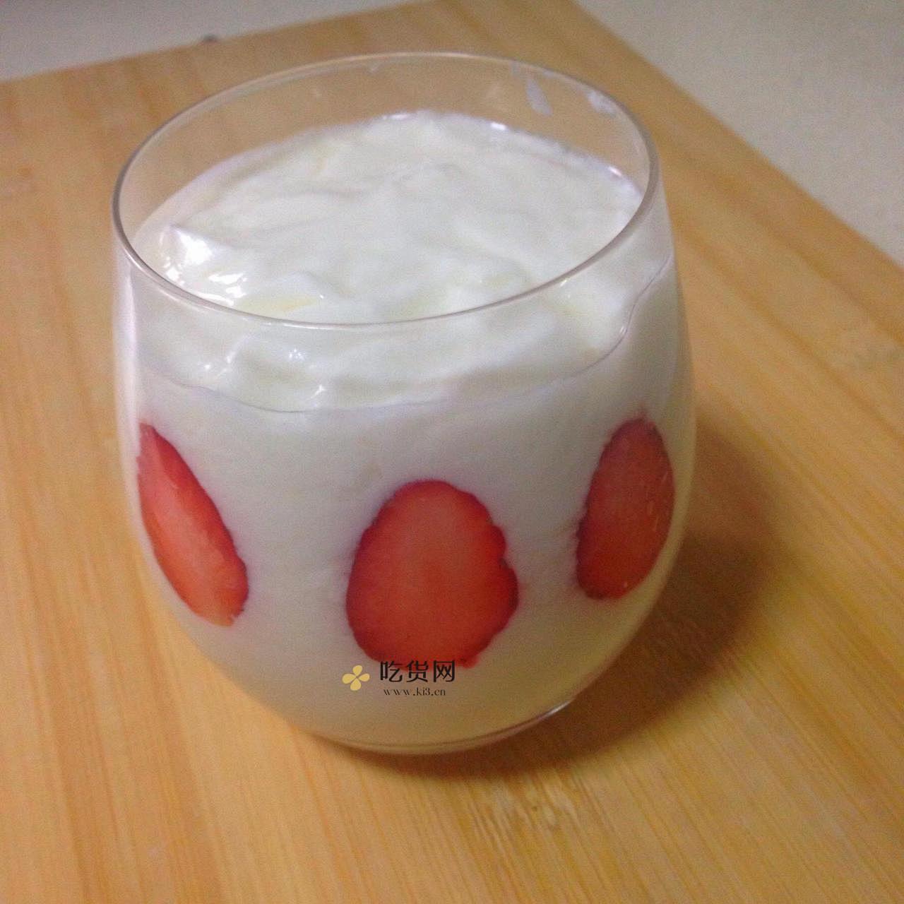杯壁水果酸奶的做法 步骤4