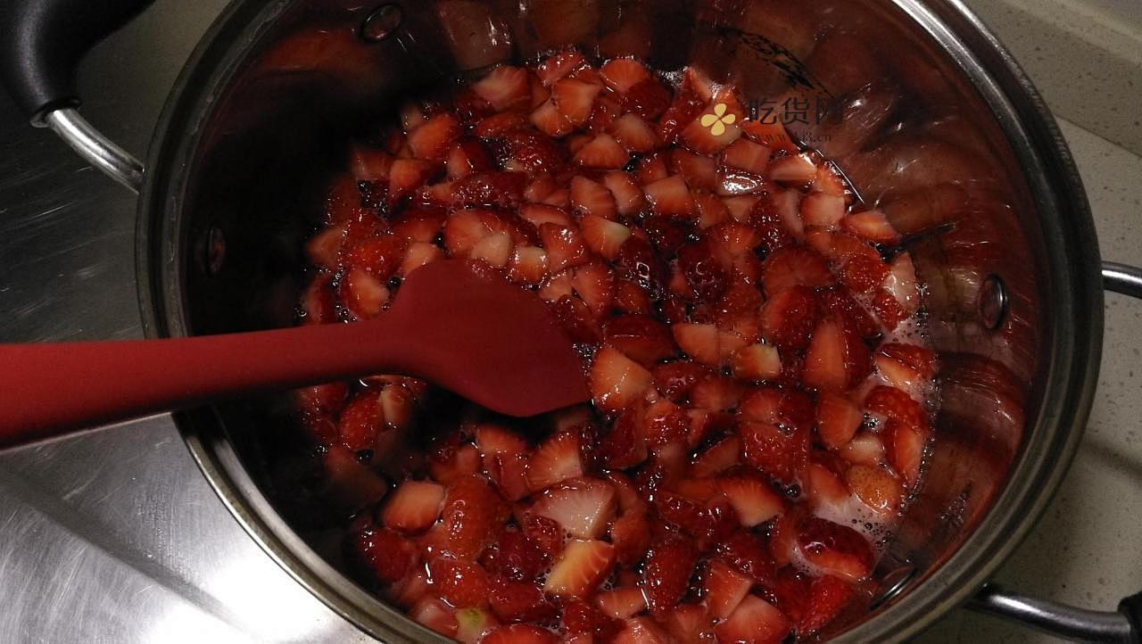 吃不腻的酸甜草莓酱的做法 步骤5