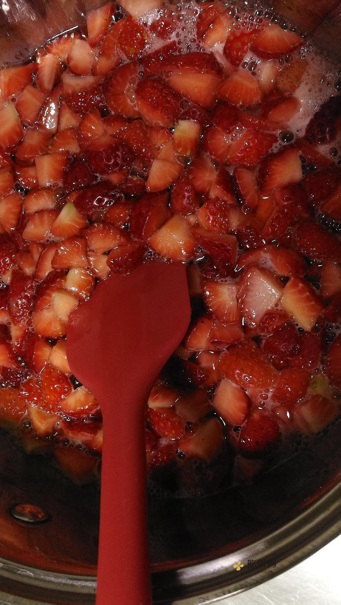 吃不腻的酸甜草莓酱的做法 步骤6