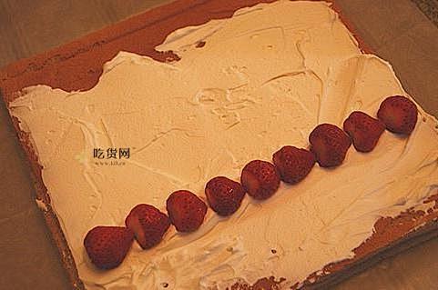 双色豹纹蛋糕卷的做法 步骤18