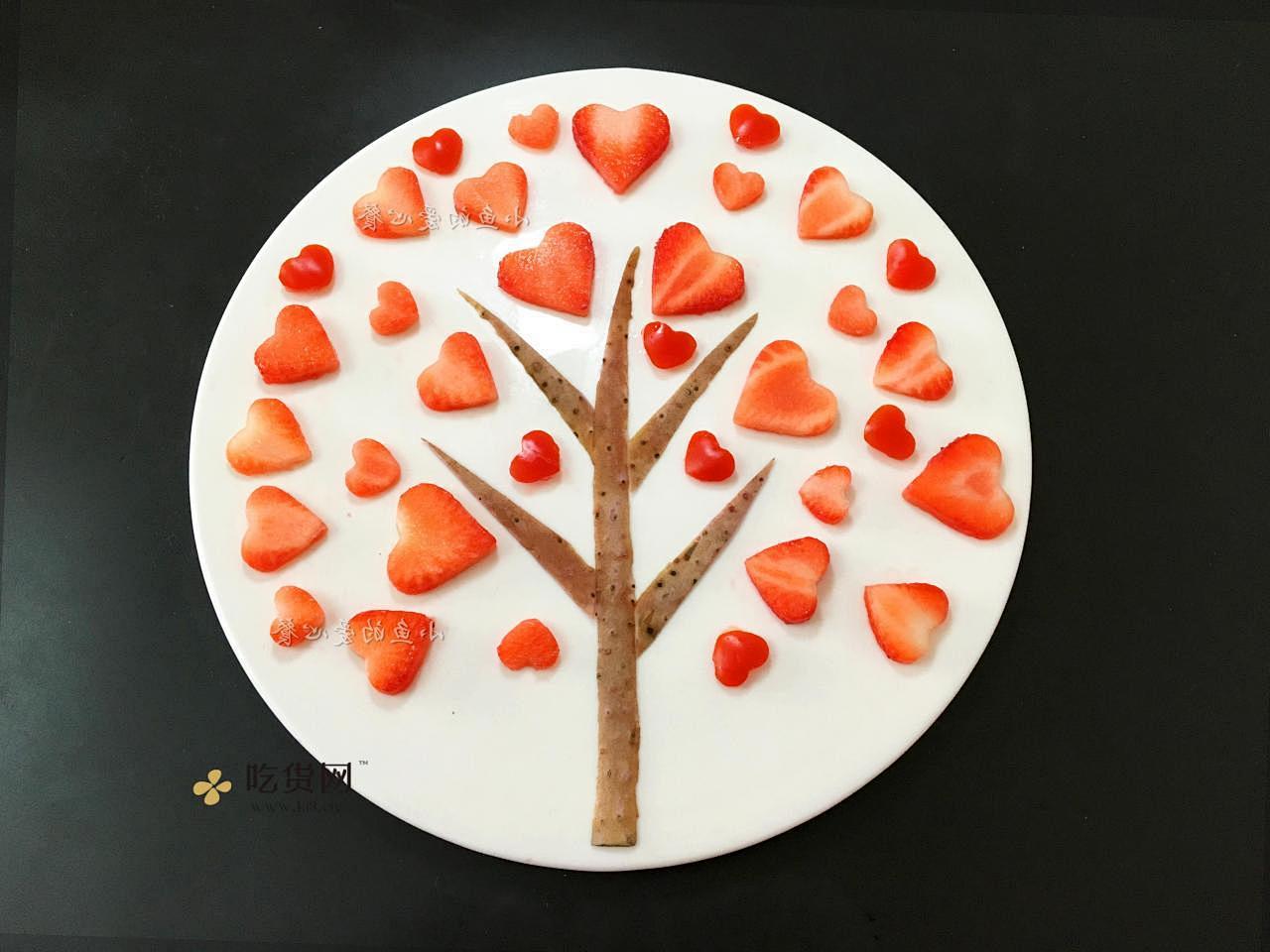 爱心树—创意水果拼盘的做法 步骤2