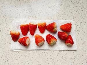 草莓大福-爱如斯IZEROS的做法 步骤3