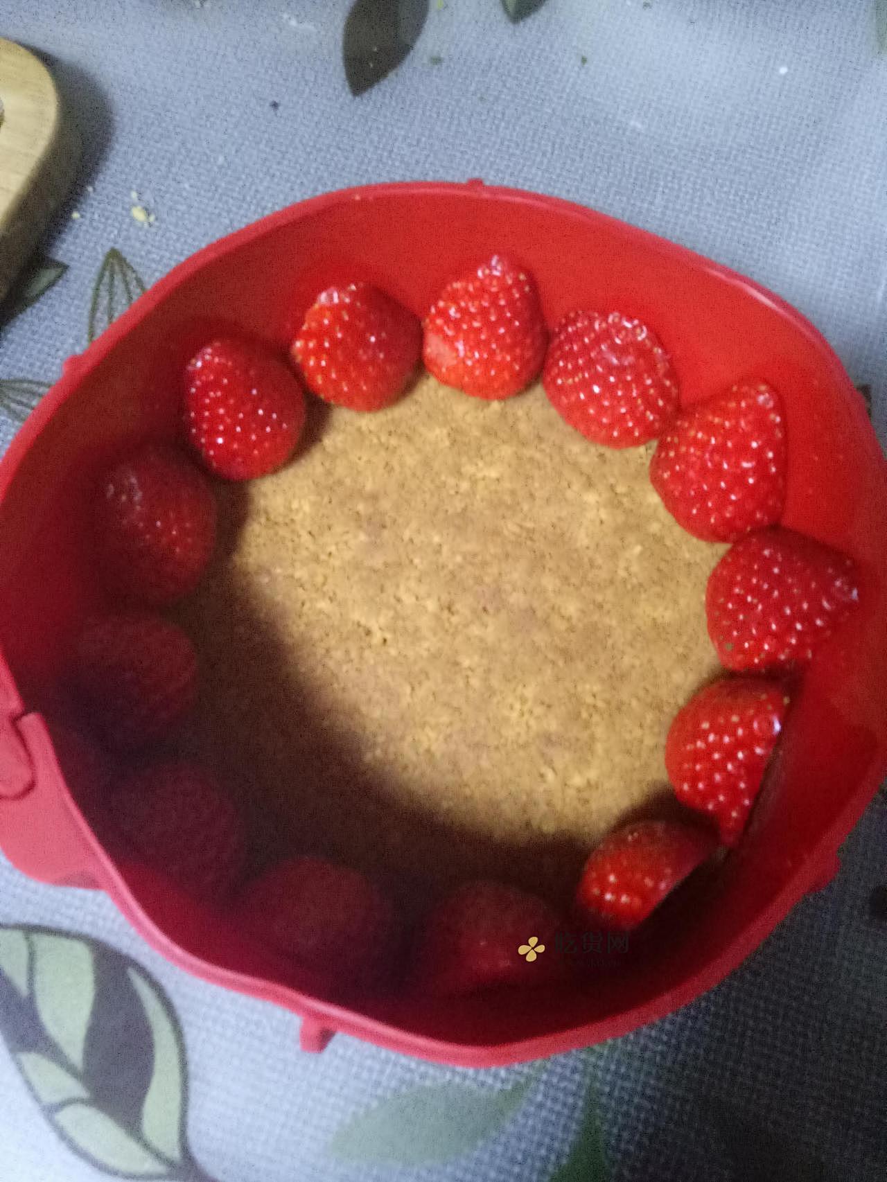 超简单的草莓芝士蛋糕的做法 步骤8