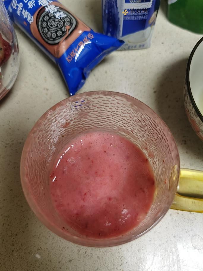 草莓酸奶慕斯的做法 步骤4