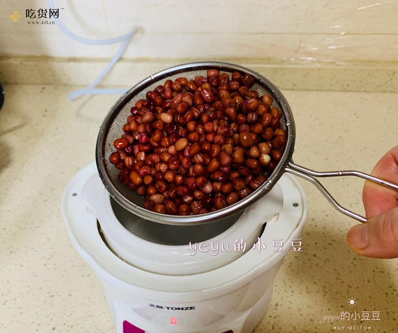 超方便蜜豆做法，蜂蜜桂花蜜豆，粒粒分明，软糯香甜的做法 步骤1