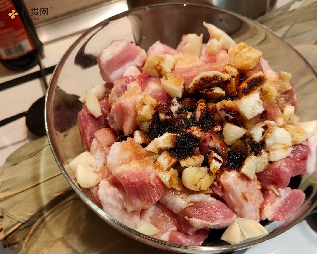 【海南大肉粽】～简单的用料做出不简单的粽香四溢～?的做法 步骤2