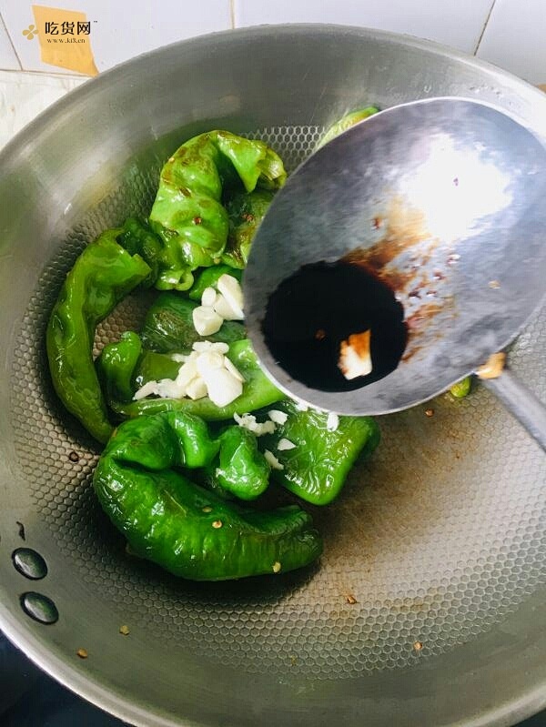 超级下饭的虎皮青椒的做法 步骤3