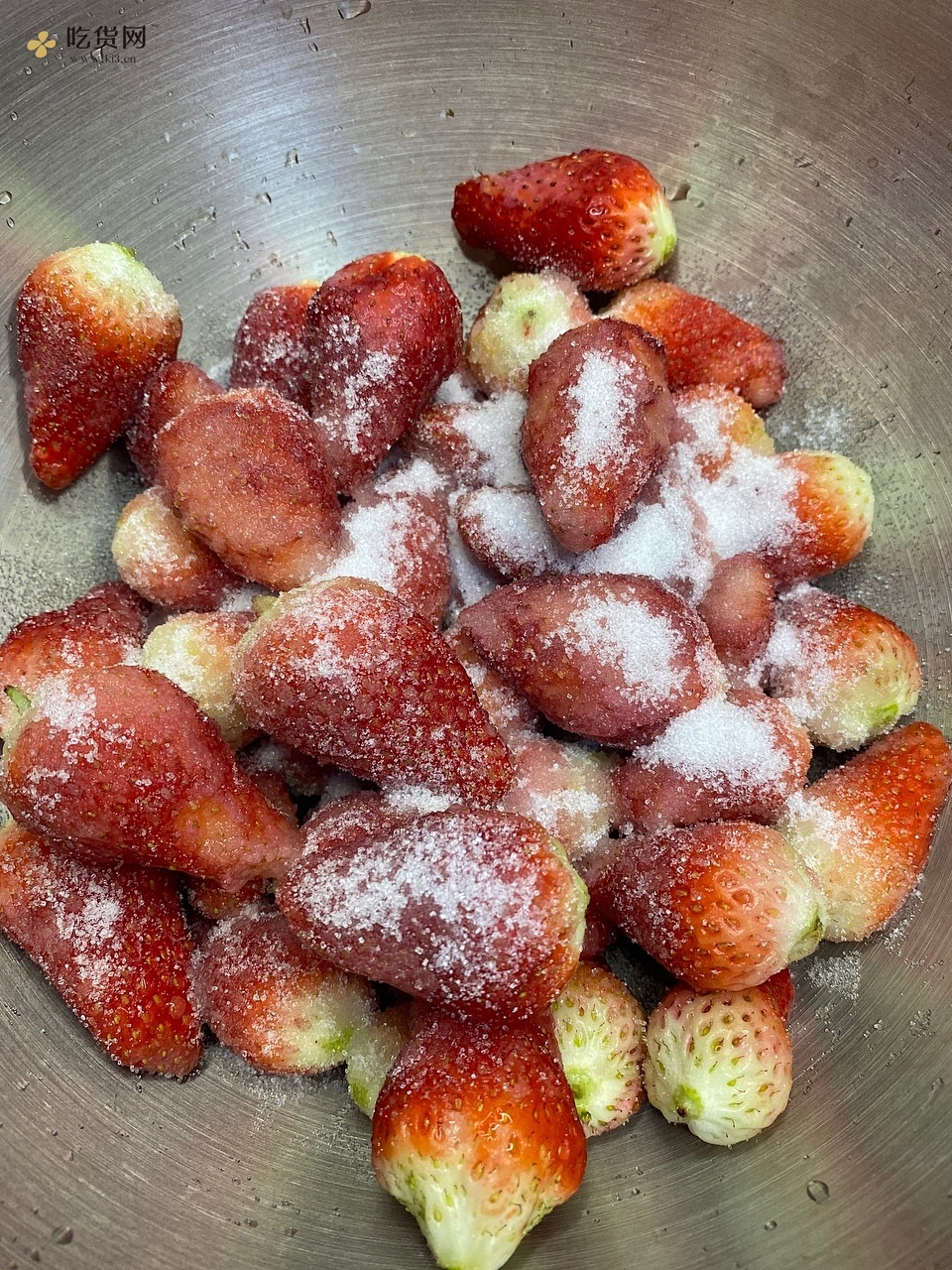 夏日解渴必备甜品-冰冻草莓的做法 步骤3