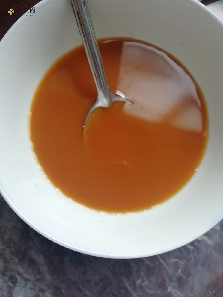 炒三丁（胡萝卜豌豆鸡胸）——好吃的低脂减肥餐的做法 步骤4