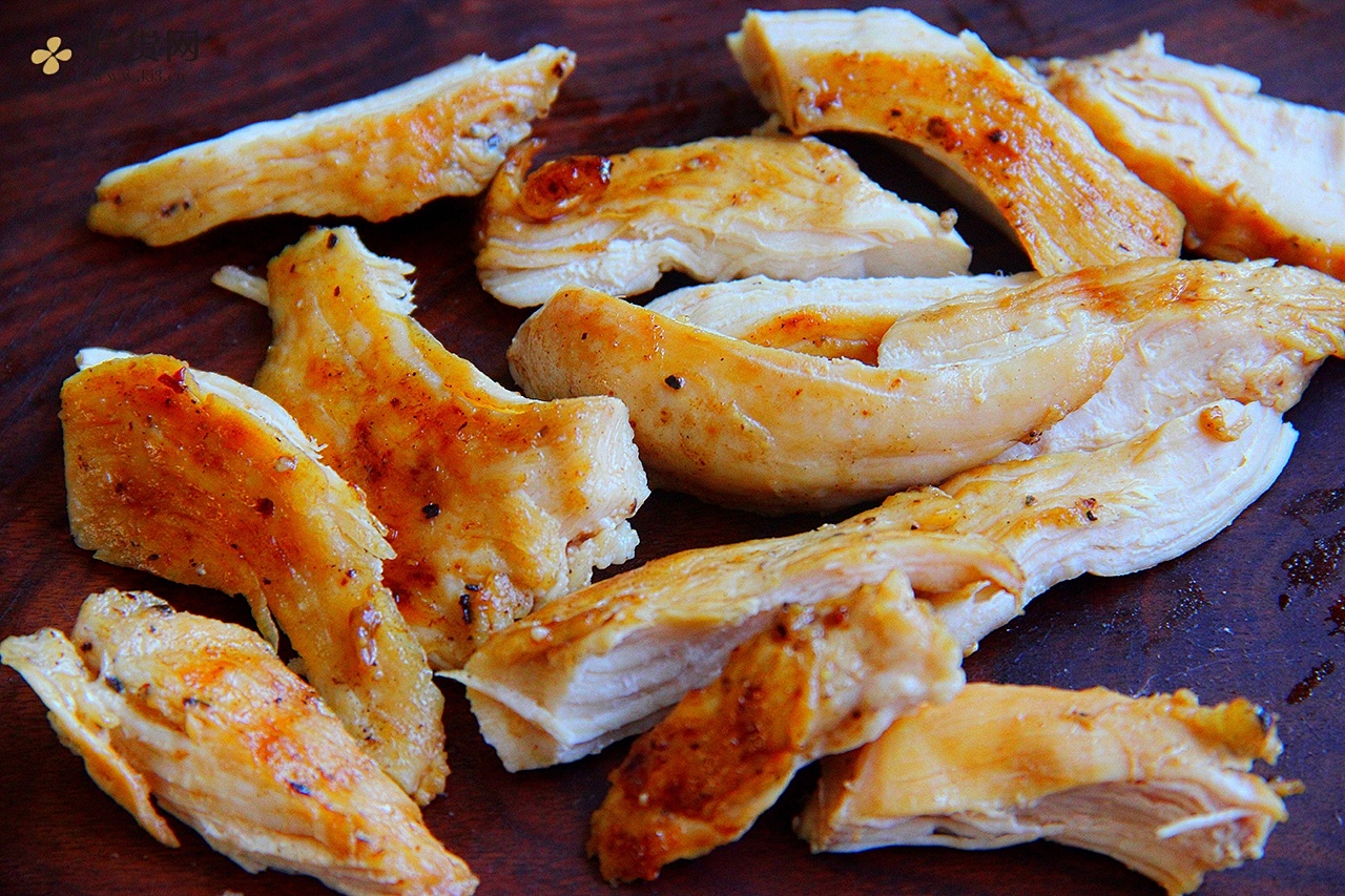 凉拌中式鸡胸意面￨瘦身低脂减肥餐的做法 步骤3