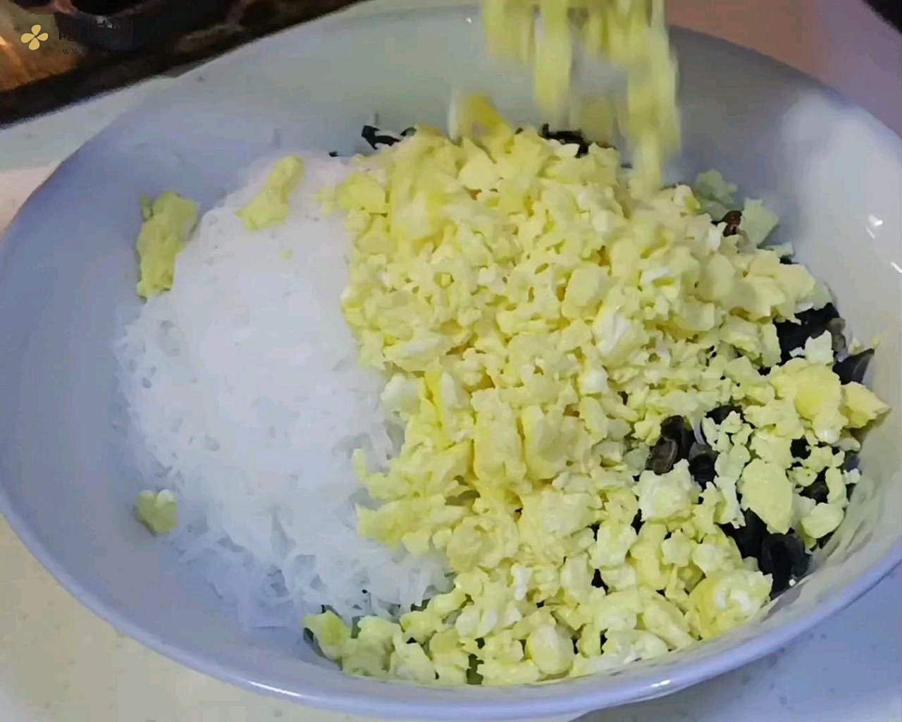 水煎包(饺子皮版不用揉面）的做法 步骤2